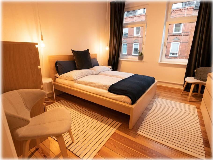 Gemuetlich - 2 Zimmer-Altbau, 24H Check-In Kiel Ngoại thất bức ảnh
